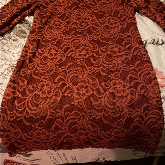 Dress - Picture 3 of 6